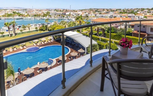 Sisus Marina Hotel