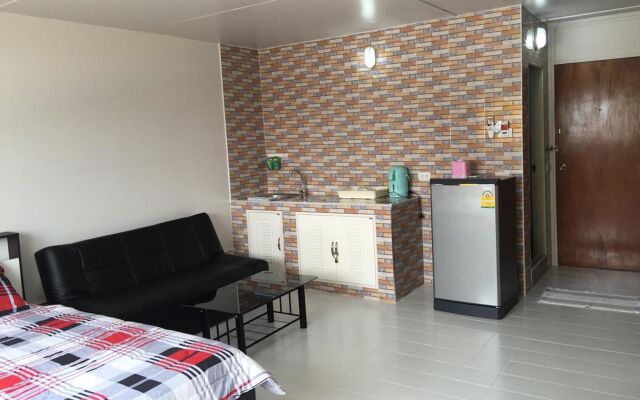 Muangthongthani Rental by Khun Dan