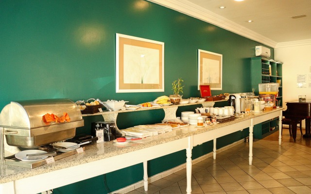 Vitória Hotel Residence Newport