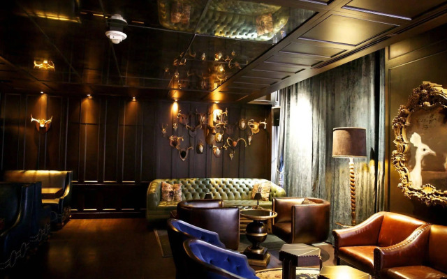 The Hollywood Roosevelt