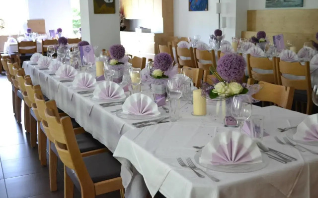 Gasthaus Vinaders