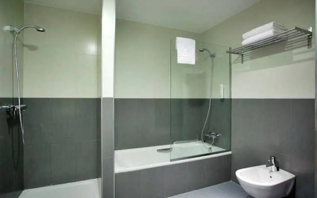 ELE Hotelandgo Arasur