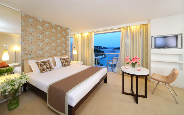 Amfora Hvar Grand Beach Resort