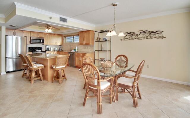 Trillium 2A Desired South Corner/large Balcony/beach Views!