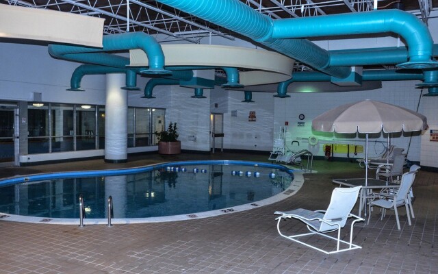 3 Palms Inn & Suites Bay City