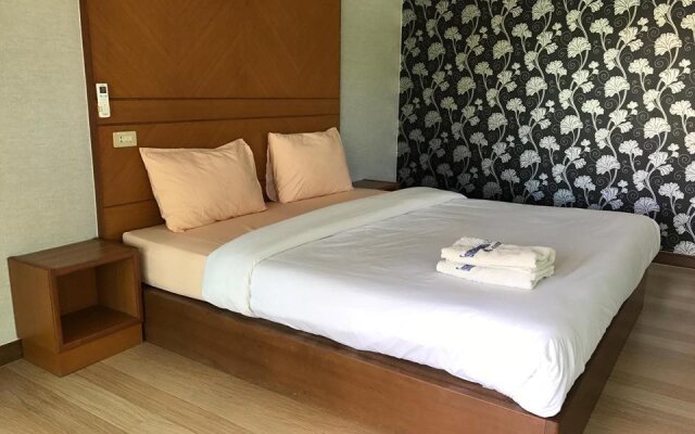 Cha-am Fishing Inn and Resort