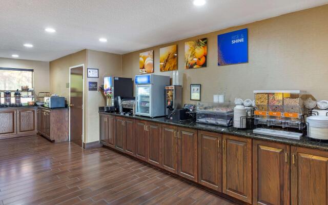 Comfort Inn