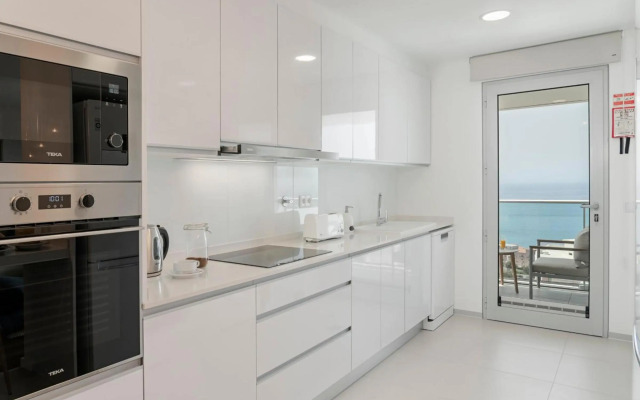 Alameda Formosa I by An Island Apart