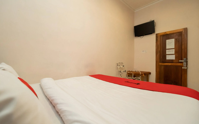 Reddoorz Fella Homestay Medan