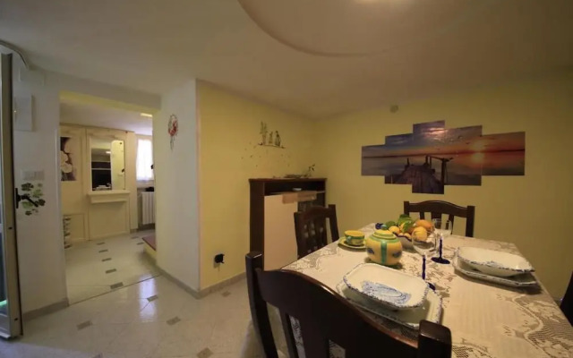 Dolls House Holiday Home