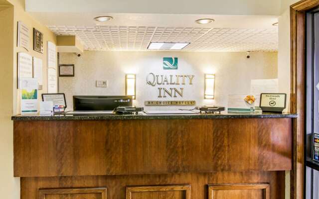 Quality Inn & Suites Atlanta Stone Mountain
