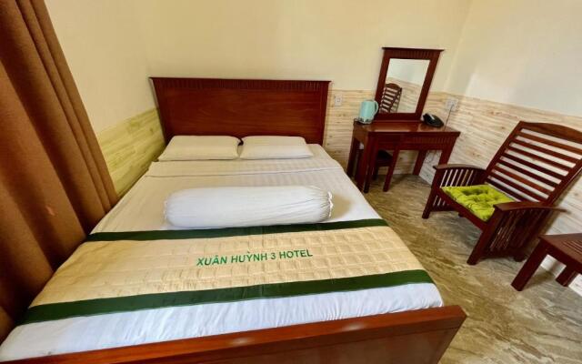 XUAN HUYNH 3 Hotel