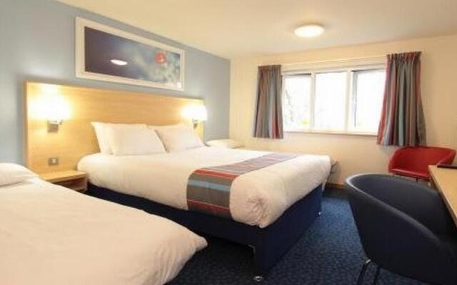 Travelodge Bristol Severn View M48