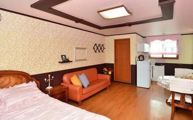 Namisum Lake Pension