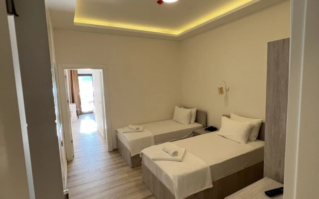 Life Point Boutique Hotel