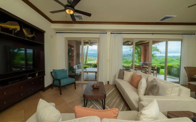 Montebello 2E 3bdrm 3bath Ocean View