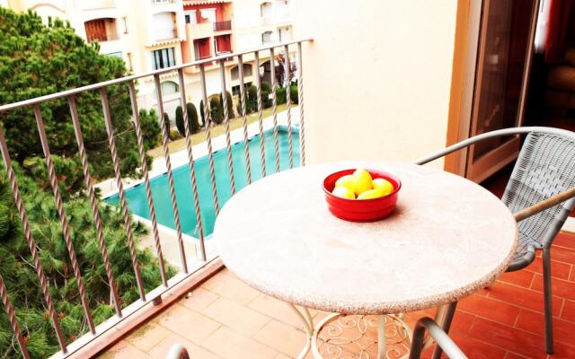 205-apartamento con Piscina Comunitaria