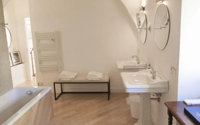 Palazzo Cherubini - Pools & Wellness