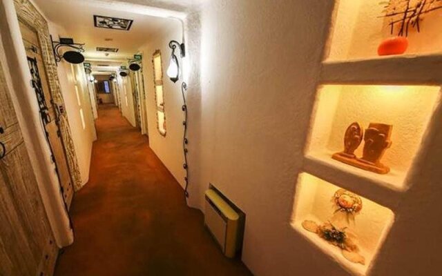 Moon Hotel