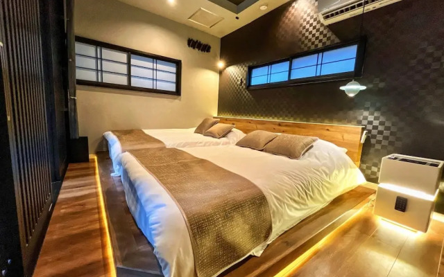 Tokyo Nook
