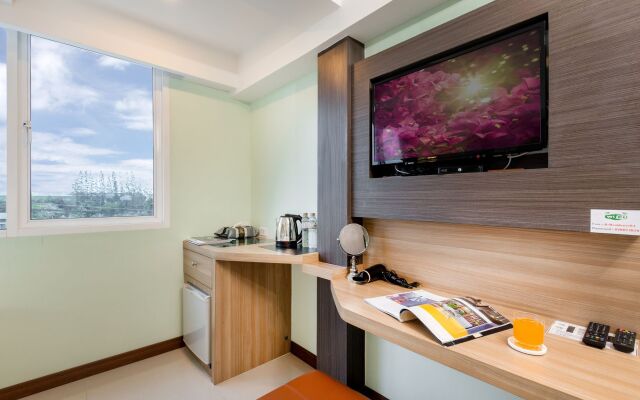 RoomQuest Suvarnabhumi Airport Rom Klao