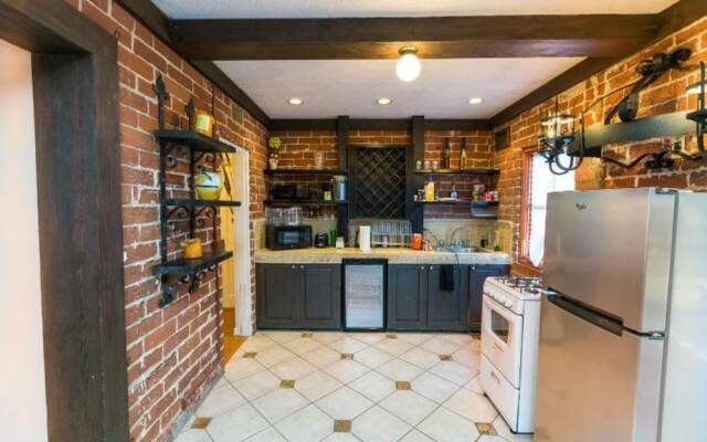 Private 2BD Chandler