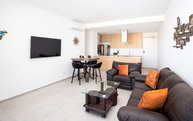 Condo Aria Ocean 411 by Kivoya
