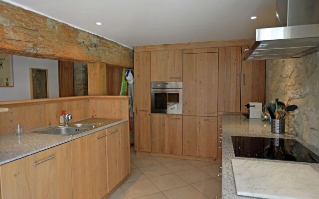 Luxurious Villa in Alzonne with Terrace