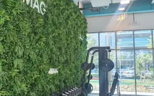 Cozy 1-bedroom apartment in Dubai South with Pool