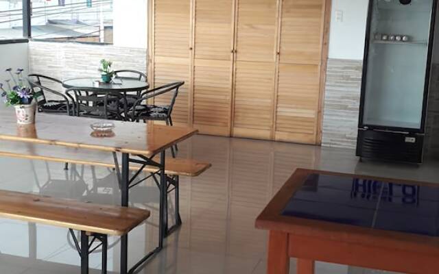 Hostal El Salitre