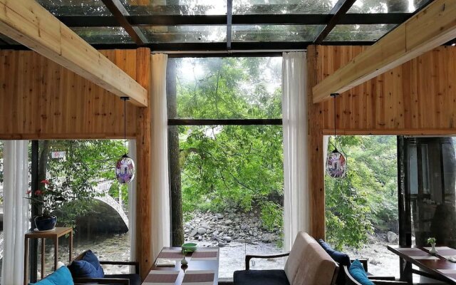 Artistic Conception Yard