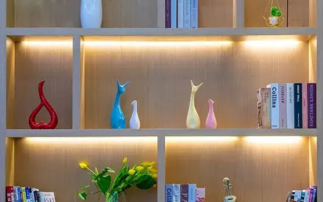 Yahao Garden Hotel (Shenzhen Songgang Metro Station)