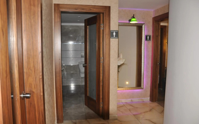 Lavinia Apart Hotel