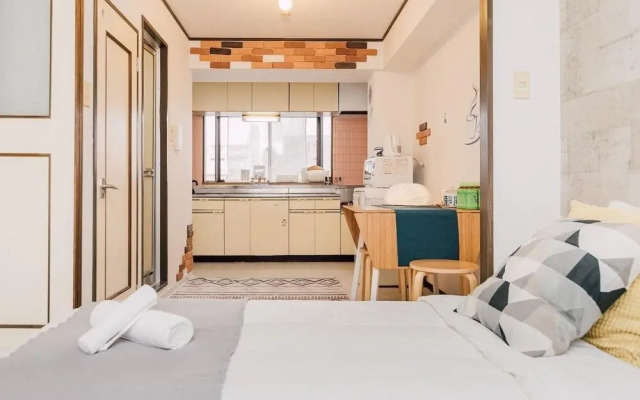 LIBERTY PALACE Nipponbashi Station2