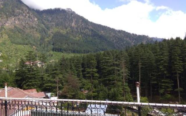 Hotel Hema Holiday Home