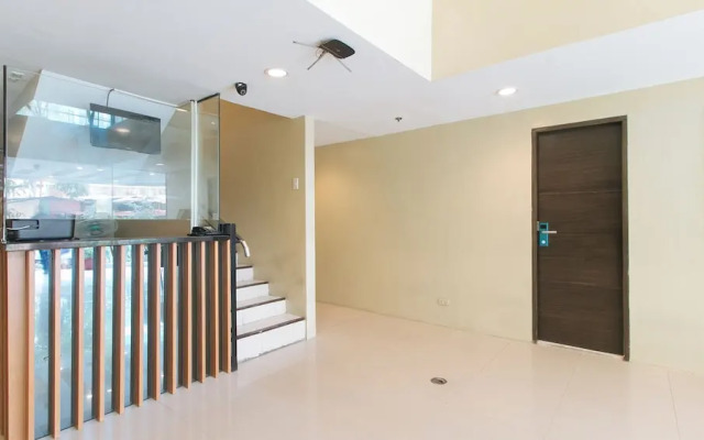 UrbanViewSanAntonio'sPlaceSampalocManila