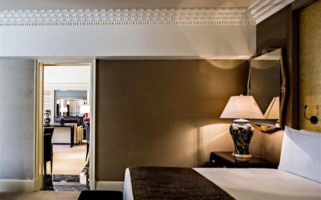 Prince de Galles, a Luxury Collection Hotel, Paris