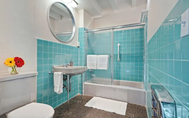 French Quarter Lanaux Mansion B & B