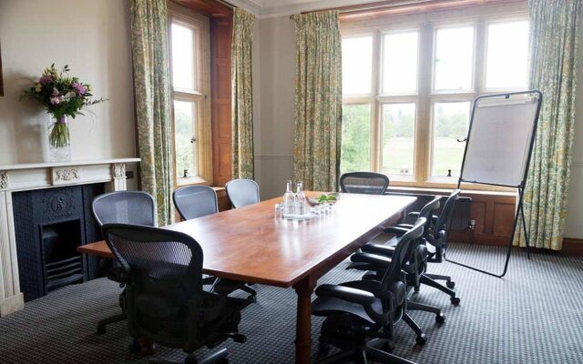 Eynsham Hall