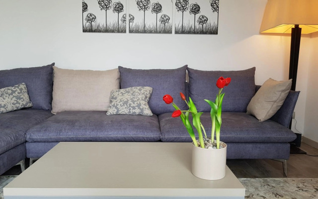 Luxury Apartments Beauty Gardens