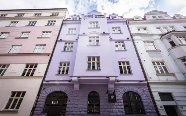 Residence IRON CUBE