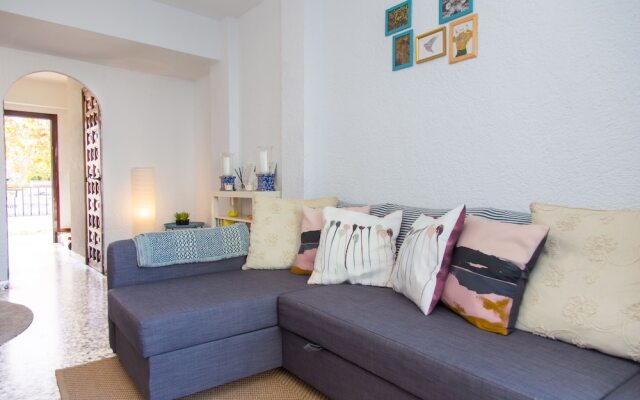 Townhouse with roof terrace 300m Arenal