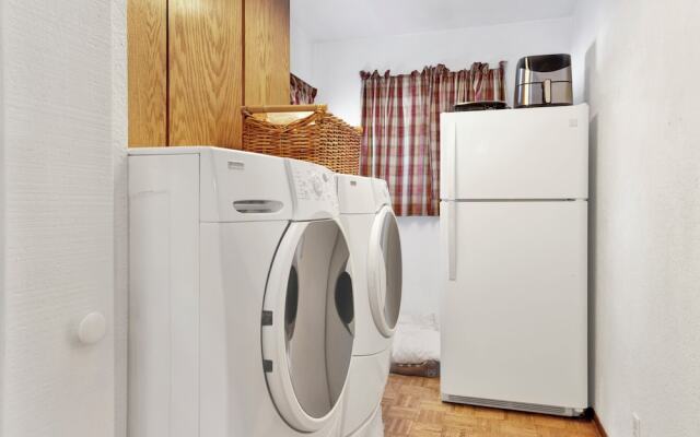 Sugar Bear Retreat #2319