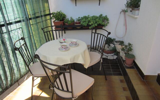 Apartment Božo A1 Omis, Riviera Omis
