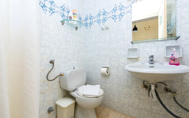 Neda Studios & Apartments