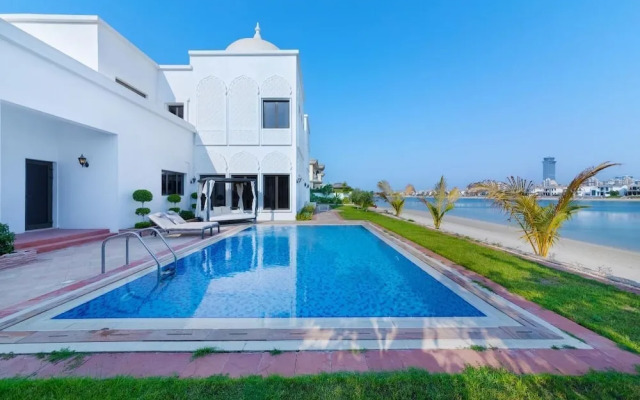 Manzil-6BR Lux Villa with Pvt Pool