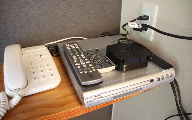 The Ridge Hotel & Apartments