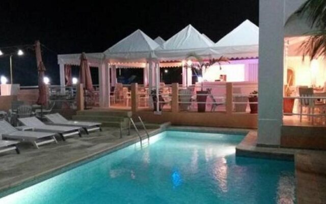 Archotel