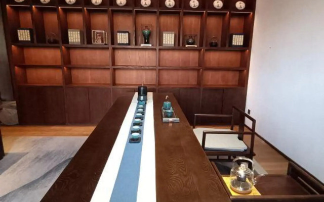 QIANNA HOTEL (Xiangcheng Yingbin Avenue)