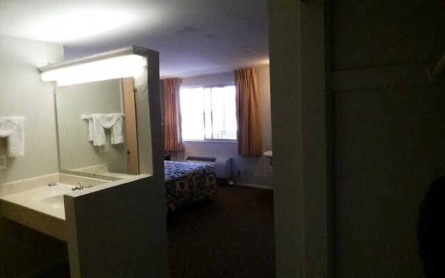 Riviera Motor Lodge
